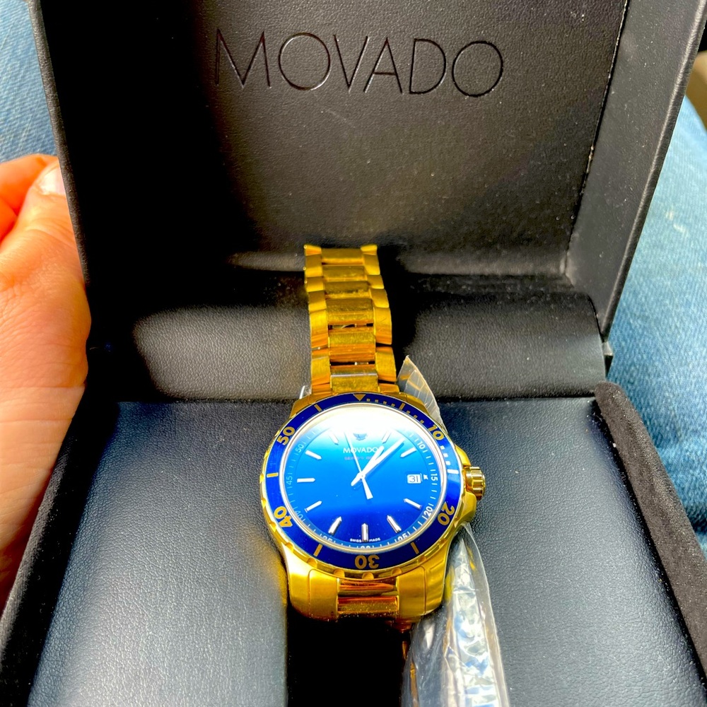 Movado series 800- gold with blue face